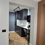 Stay-five 3 Modern Self Check-in Mine Peza 3* Tirana