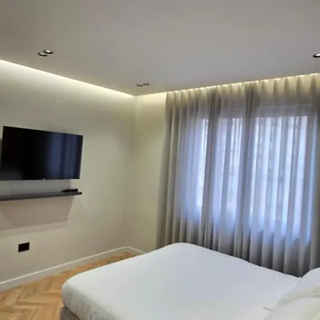 Stay-five 3 Modern Self Check-in Mine Peza Tirana