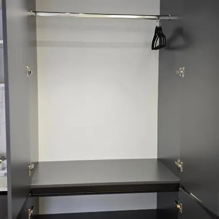 Stay-five 3 Modern Self Check-in Mine Peza Tirana