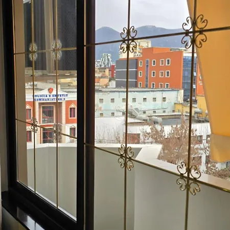 Stay-five 3 Modern Self Check-in Mine Peza Tirana