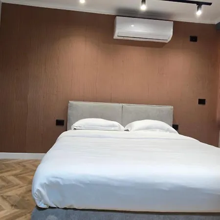 Lejlighedshotel Stay-five 3 Modern Self Check-in Mine Peza 3*